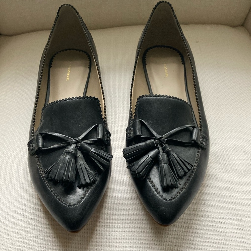 G.H. Bass dress shoes 9M